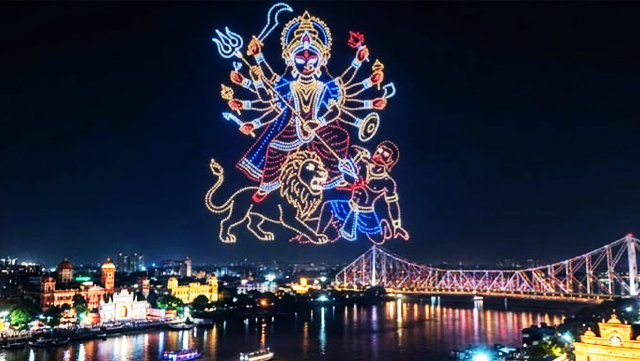 Durga Puja: দুর্গাপুজোয় রাজ্য সরকারের উদ্যোগে সারা আকাশ জুড়ে হবে রঙ এর মেলা!